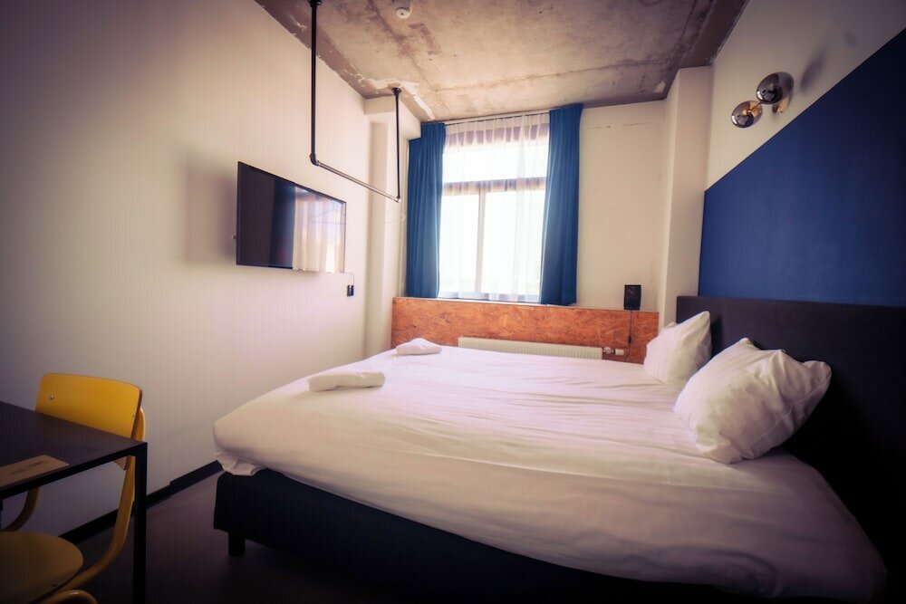 Фото Urban Hotel The Golden Stork