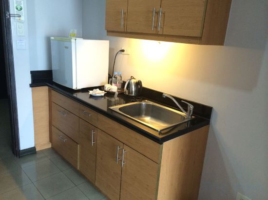 Фото Baguio Burnham Suites