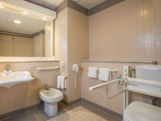 Фото Holiday Inn Naples, an Ihg Hotel