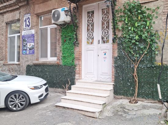 Фото Old Tbilisi Apart Hotel