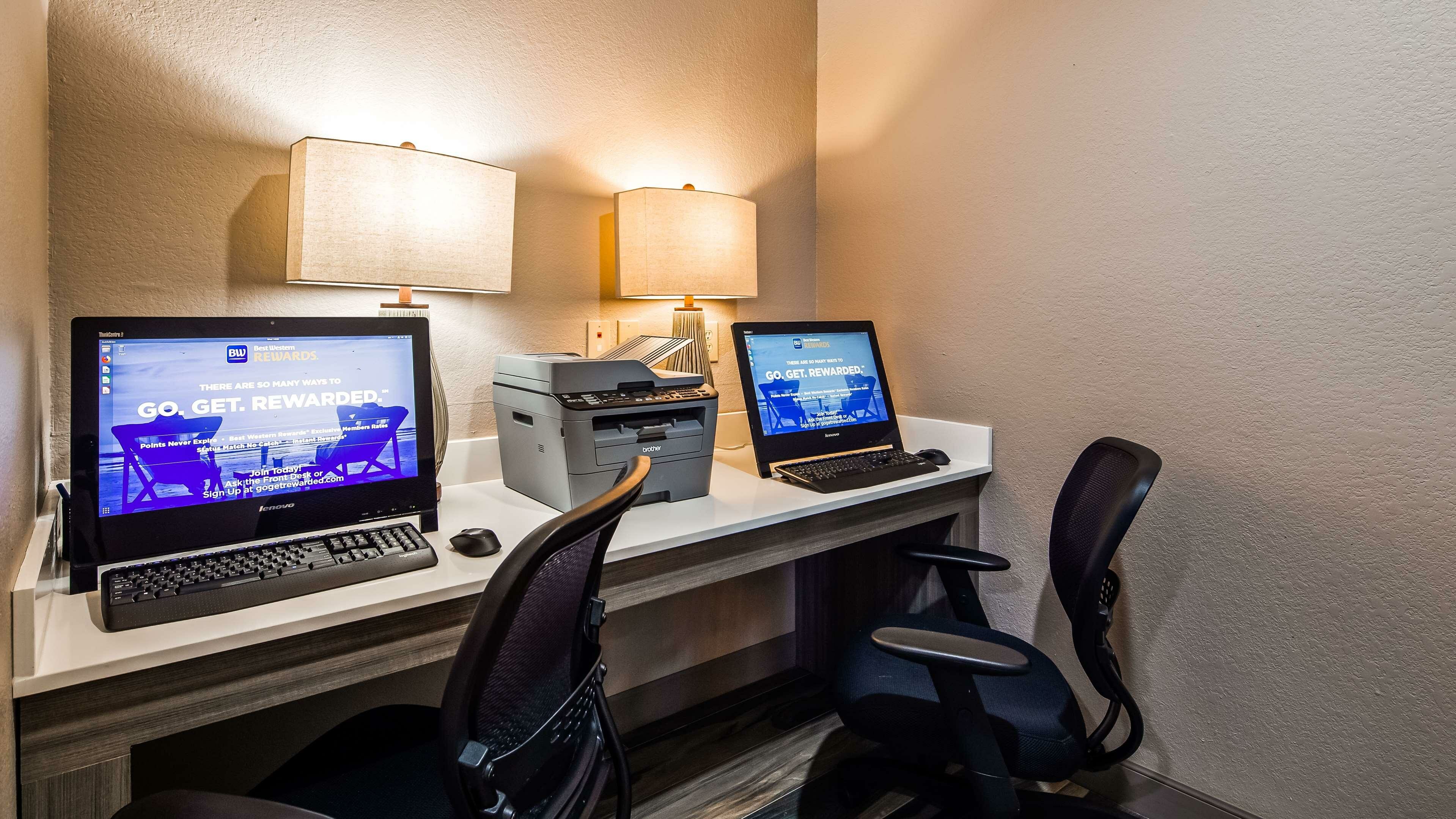 Фото Best Western Lafayette Inn