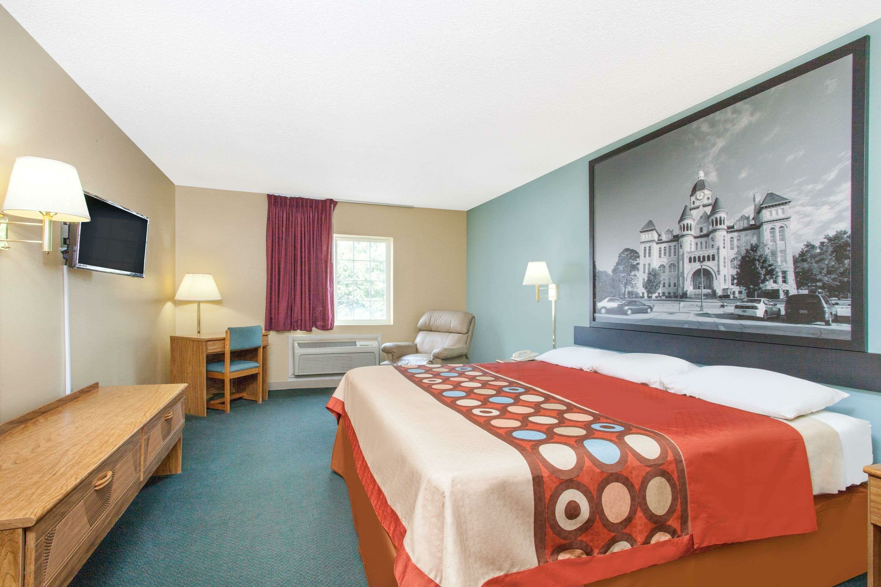 Фото Super 8 by Wyndham Carthage