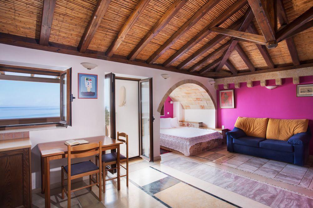 Фото Aktaion Hotel