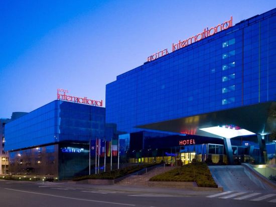 Фото International Hotel