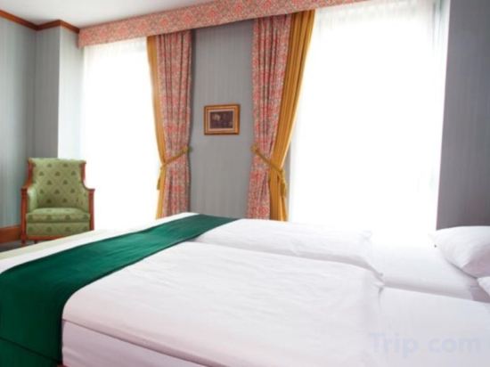 Фото Best Western Premier Grand Hotel Russischer Hof