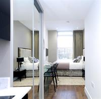 Фото Golden Square