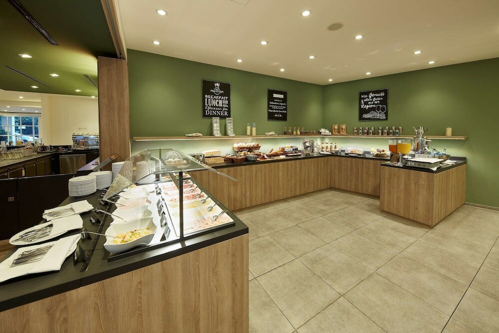 Фото Nestor Hotel Neckarsulm