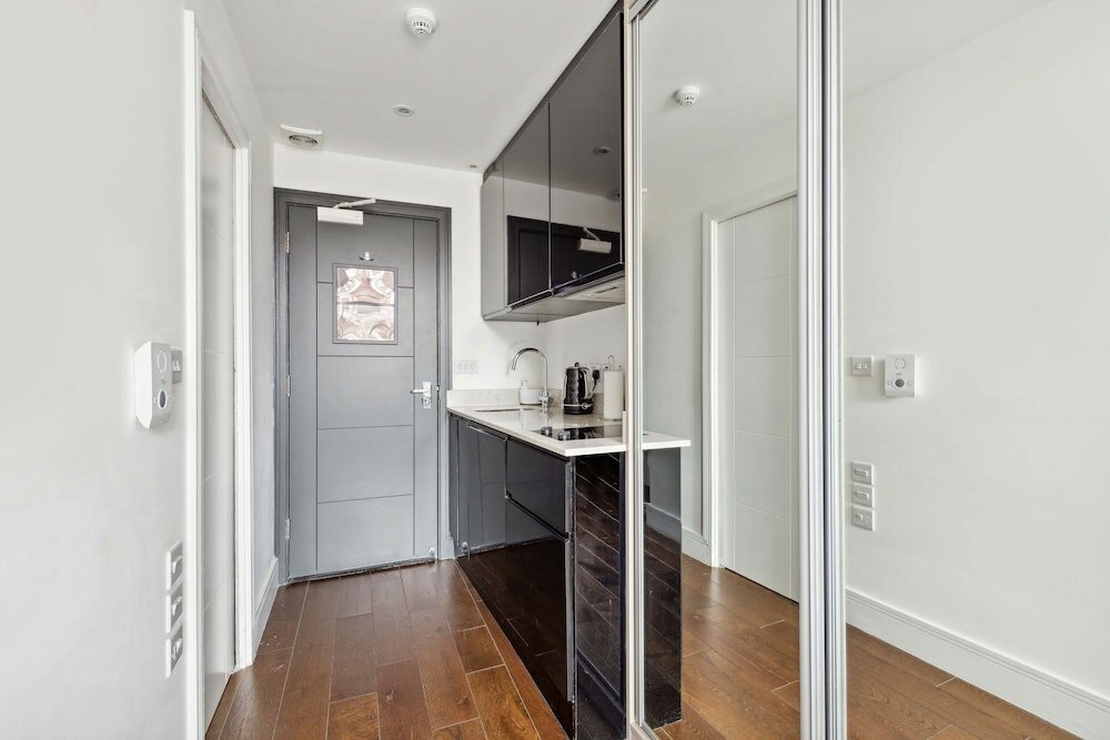 Фото Golden Square