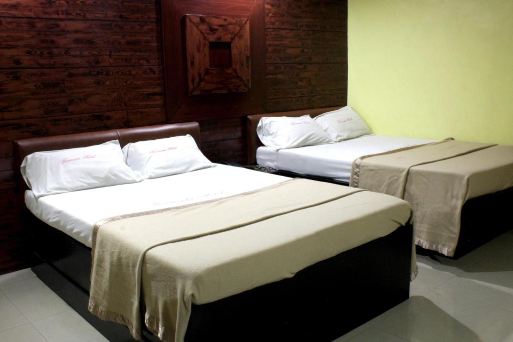 Фото Bermuda Hotel and Restaurant