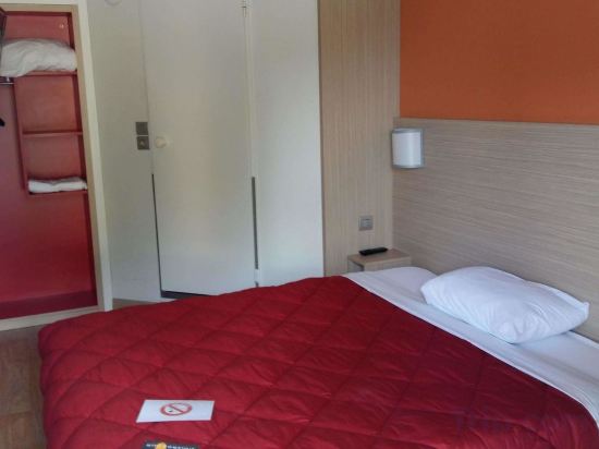 Фото Premiere Classe Lille Nord - Roncq