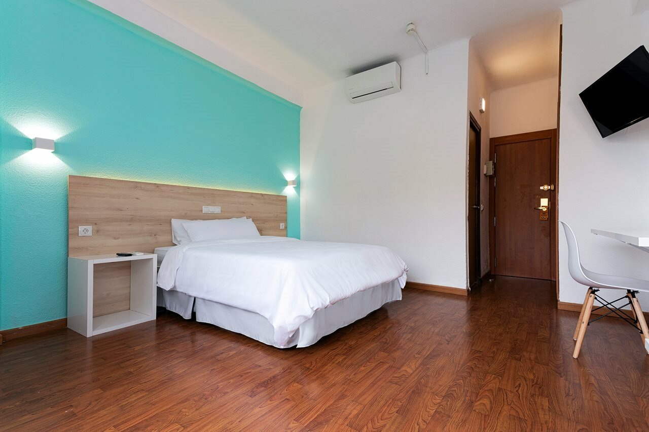 Фото Hotel Torremolinos Centro