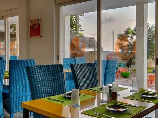 Фото Hotel J Negombo