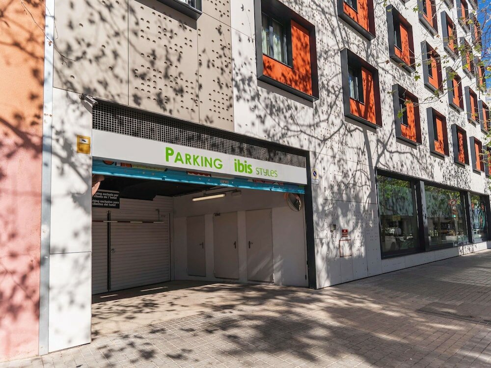 Фото Ibis Styles Barcelona City Bogatell
