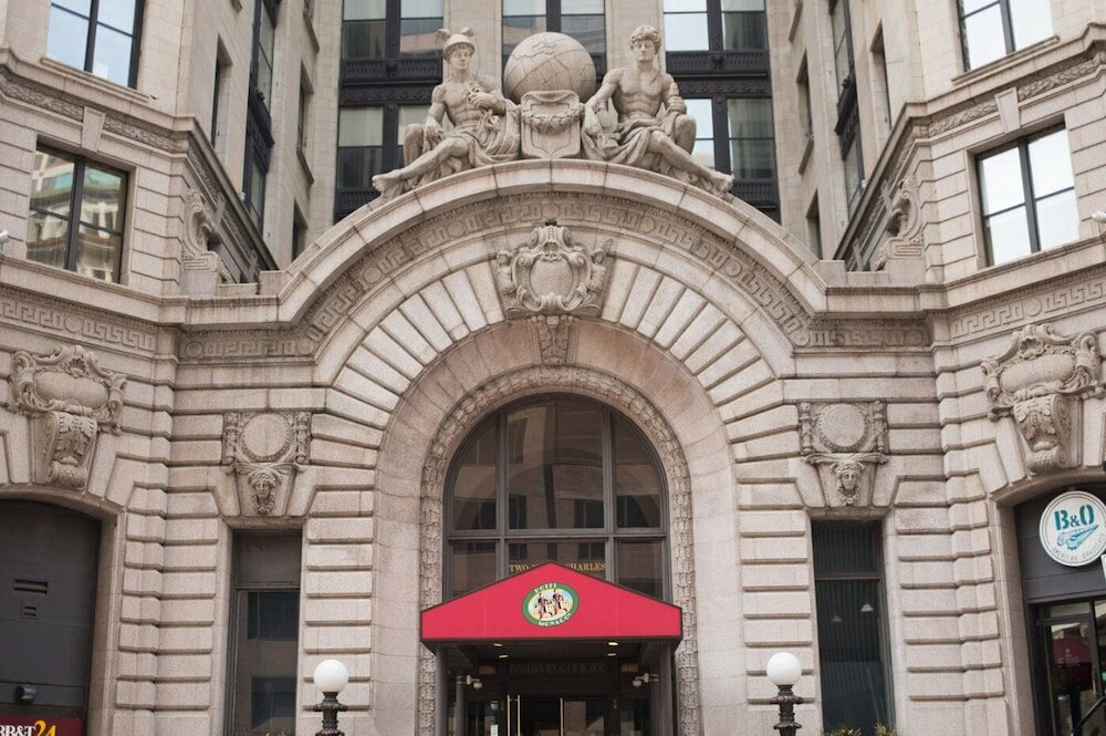 Фото Kimpton Hotel Monaco Baltimore Inner Harbor, an Ihg Hotel