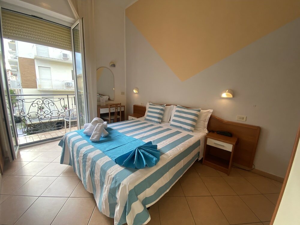 Фото Hotel Villa Caterina
