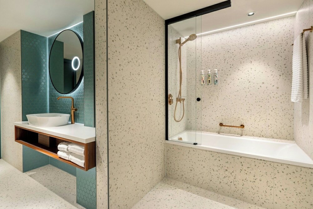 Фото Renaissance Amsterdam Hotel