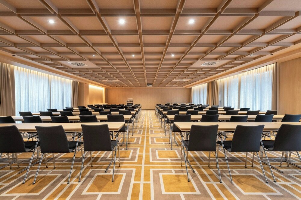 Фото AC Hotel Atocha by Marriott