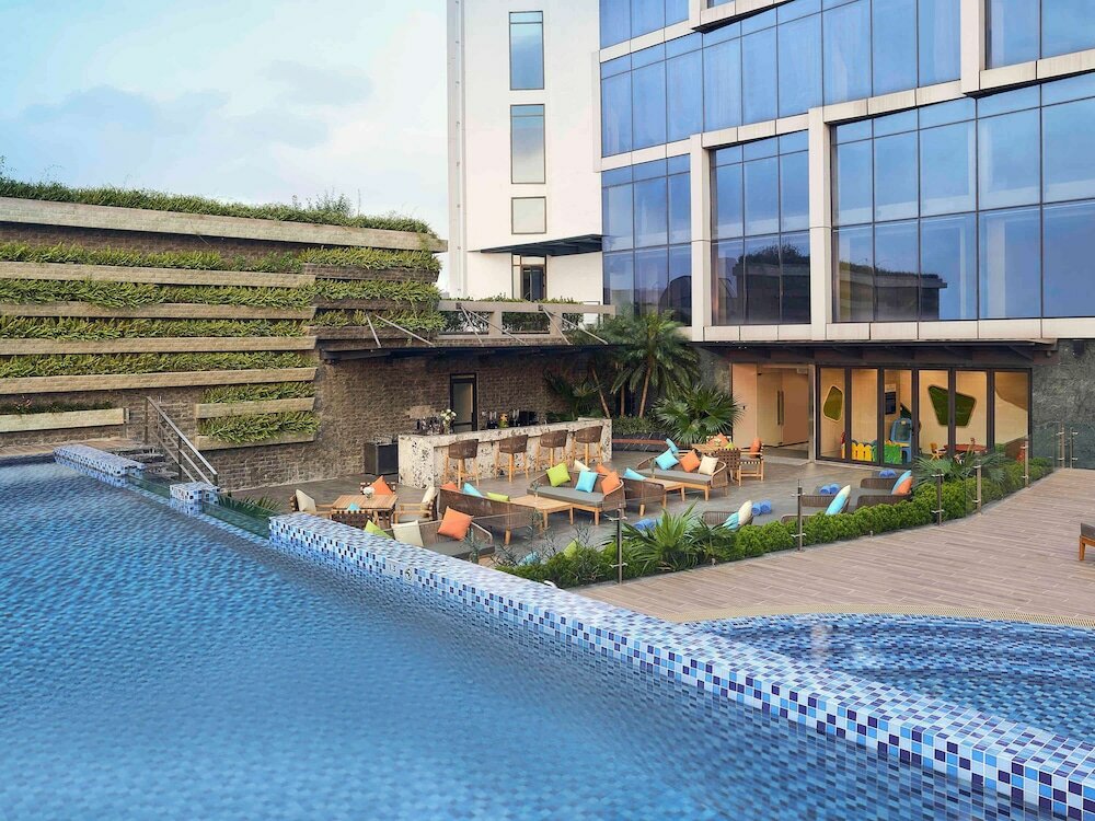 Фото Novotel Hanoi Thai Ha