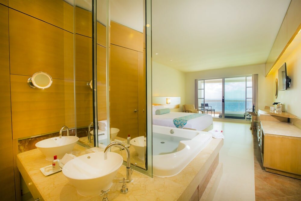 Фото Beach Palace