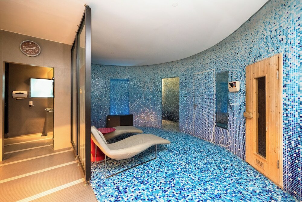 Фото Four Points by Sheraton Bangkok Ploenchit Sukhumvit