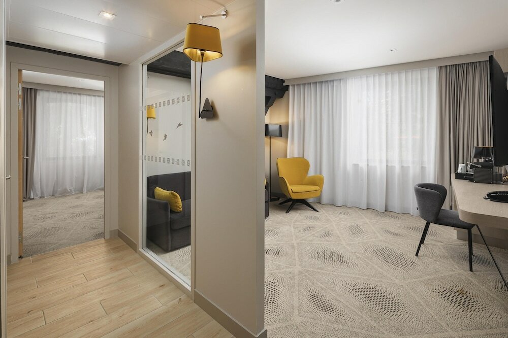 Фото Hilton Garden Inn Paris La Villette