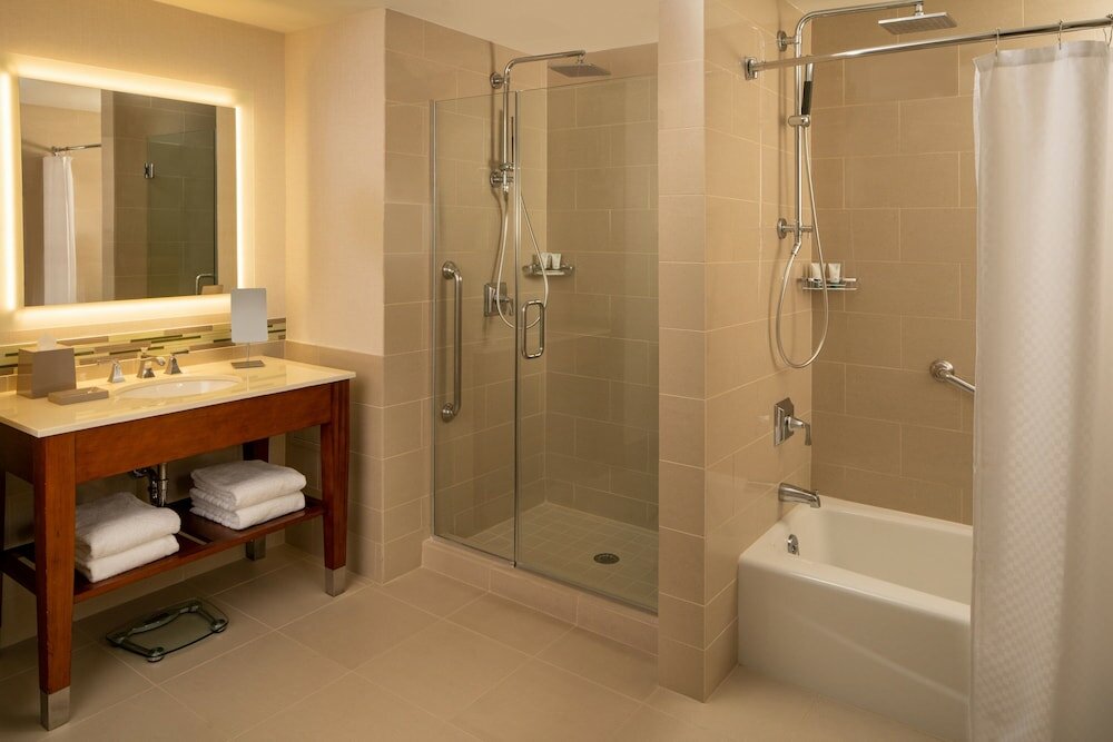 Фото The Westin Houston, Memorial City