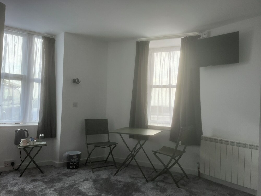 Фото St George's Guesthouse