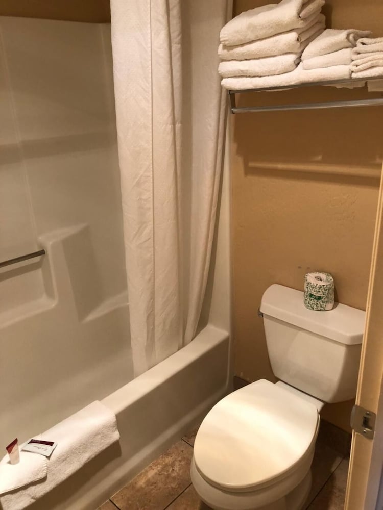 Фото Claridge Inn