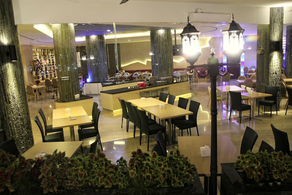 Фото 89 Hotel