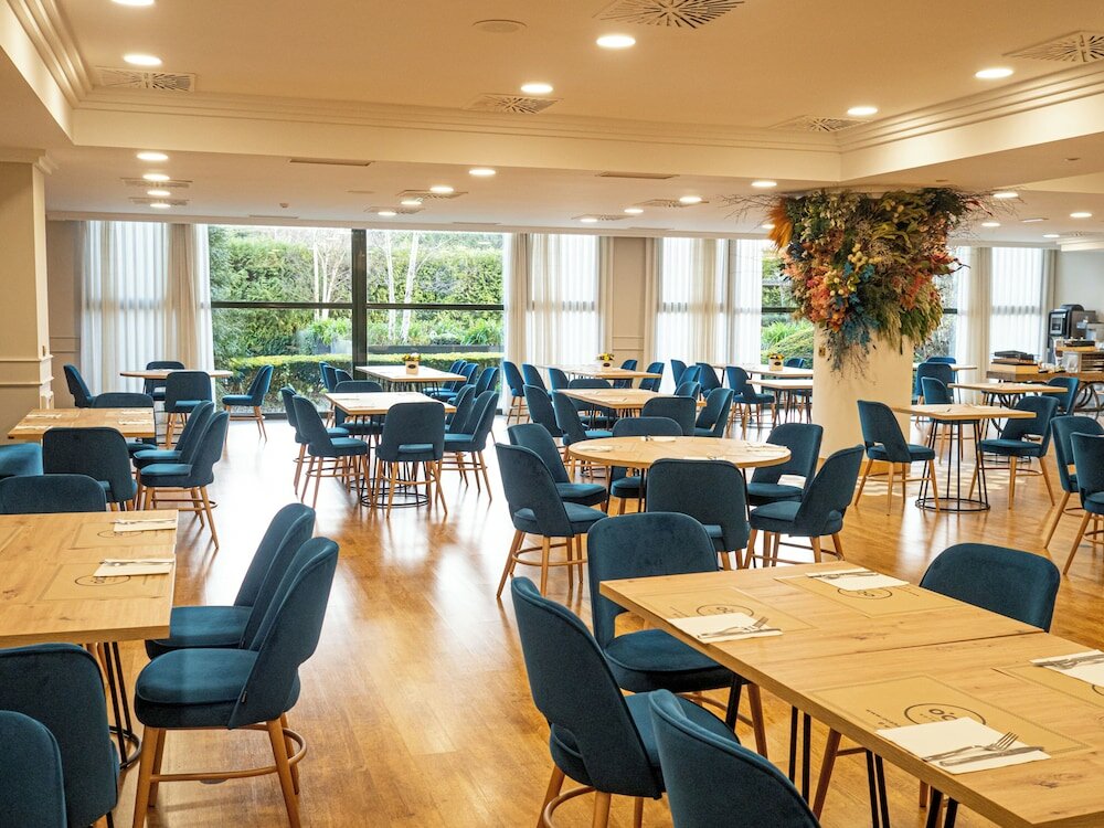 Фото Oca Puerta del Camino Hotel