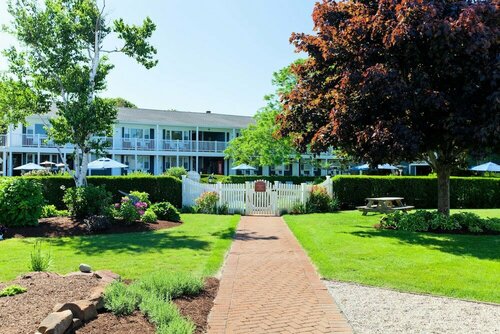 Внешний вид отеля Seaglass Inn & SPA в Провинстауне, фото 3