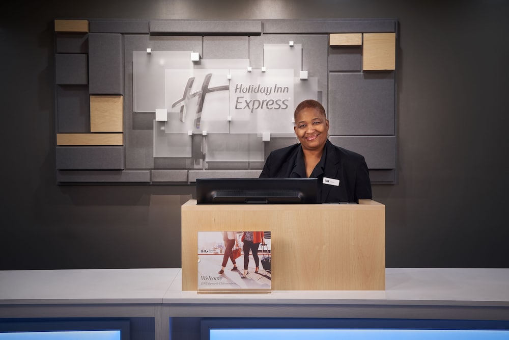 Фото Holiday Inn Express Richmond Downtown, an Ihg Hotel