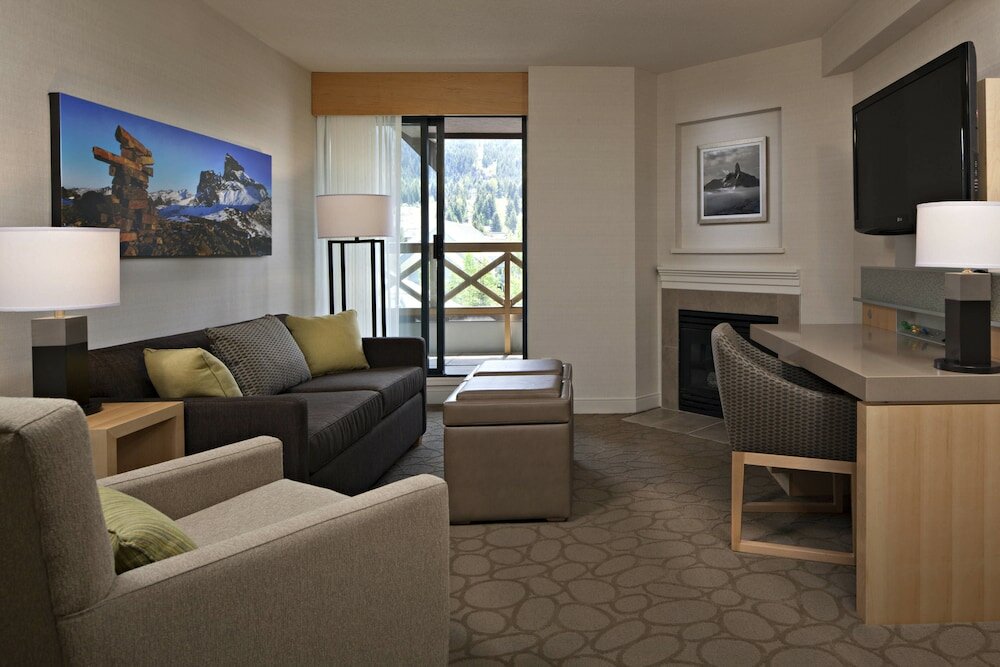 Фото Delta Hotels by Marriott Whistler Village Suites