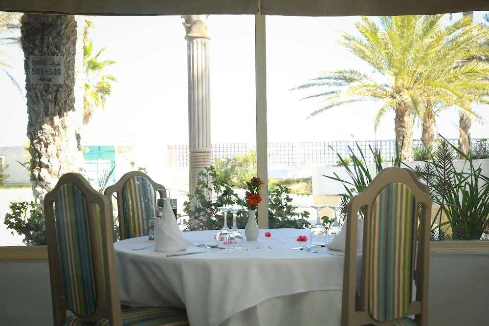 Фото Oasis Hotel Gabes