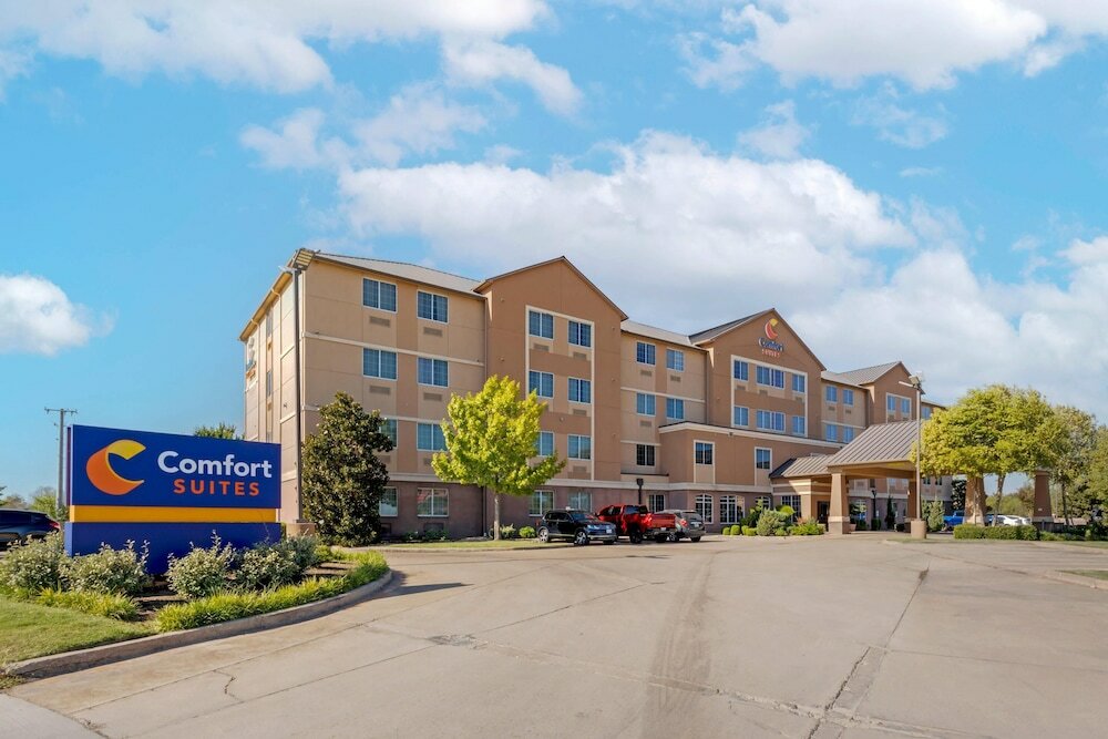 Фото Comfort Suites Waco North - Near University Area