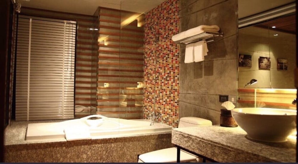 Фото The Fusion Suites