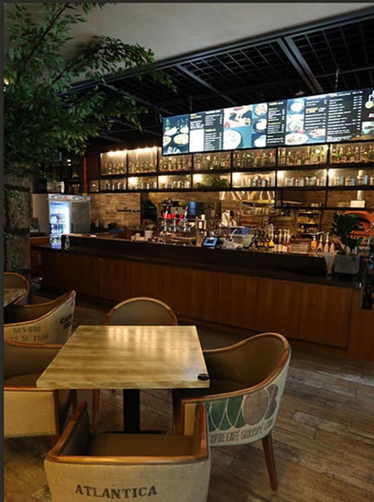 Фото Bucheon Hotel