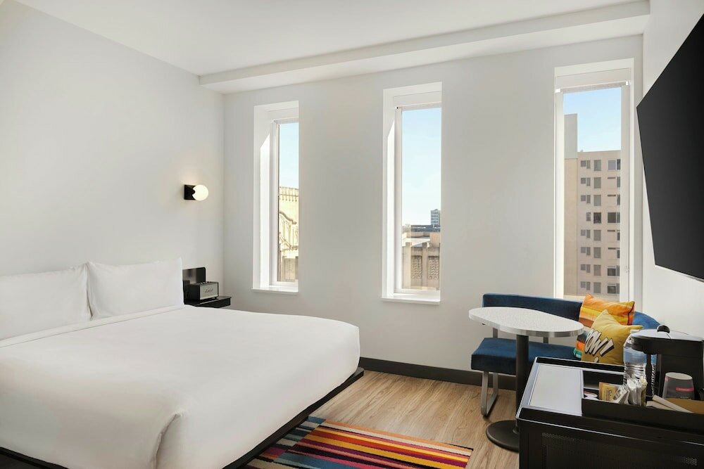 Фото Aloft Indianapolis Downtown