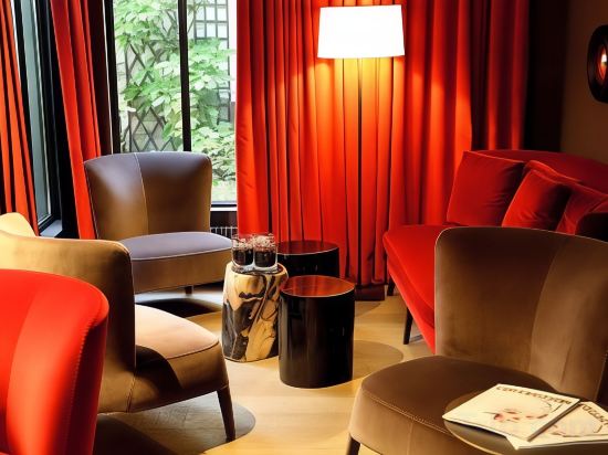 Фото Hôtel Moliere