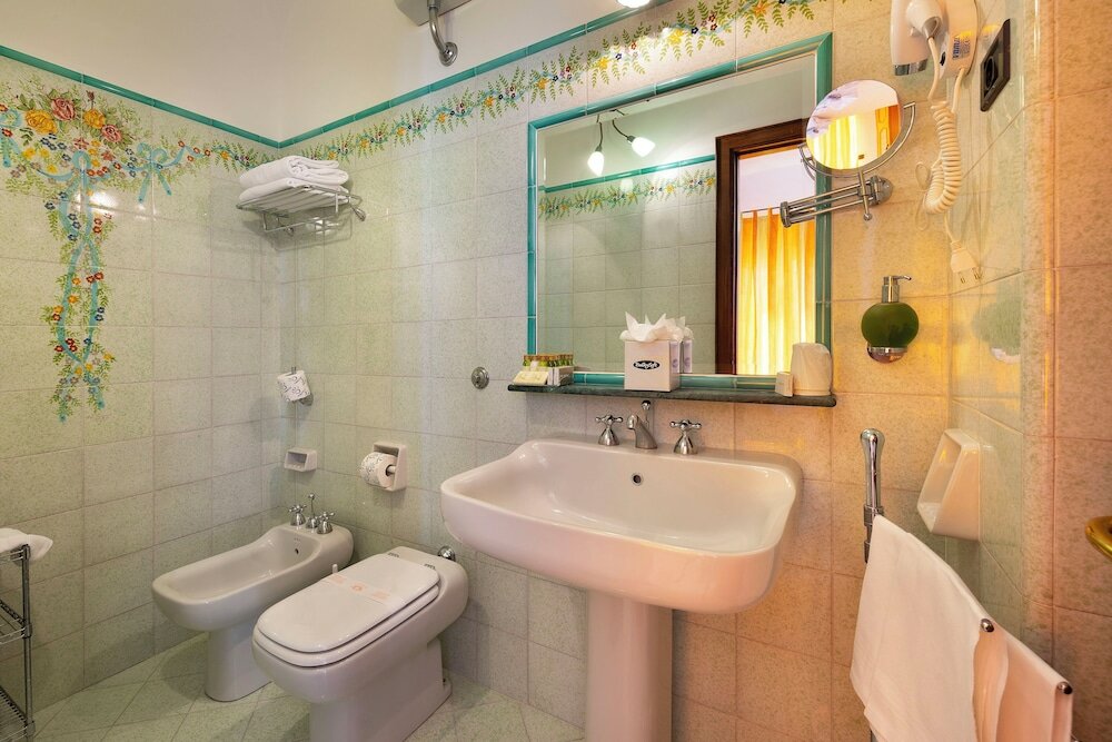 Фото Hotel Tramonto d'Oro