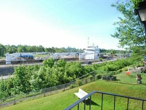 Внешний вид отеля The Inn at Lock Seven в Торолде, фото 4