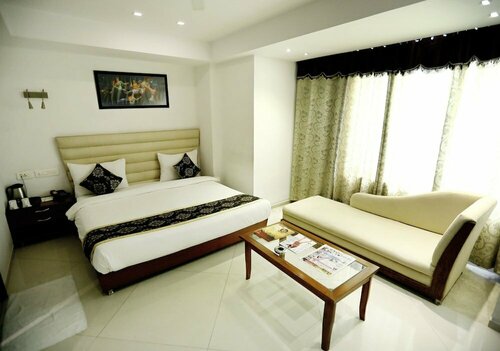 Внешний вид отеля The Grand Radiant в Лакхнау, фото 2