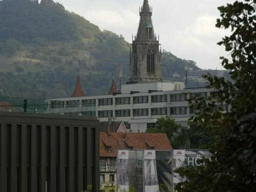 Гостиница Hotel Germania в Ройтлингене