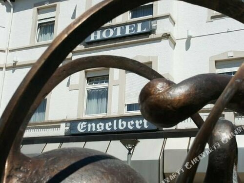 Гостиница Hotel Engelbert в Хемере