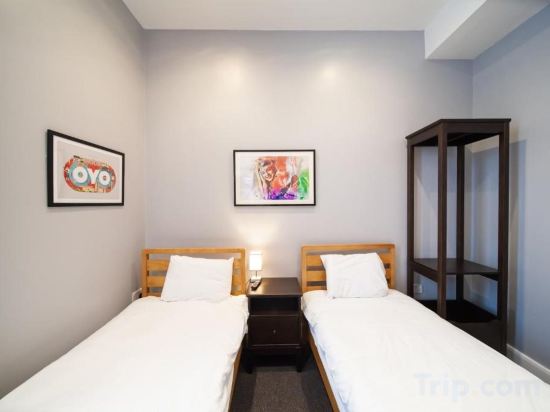 Фото Oyo The Arch, Wembly Stadium