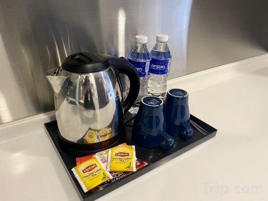 Фото Ceylonz Suites by MyKey Global