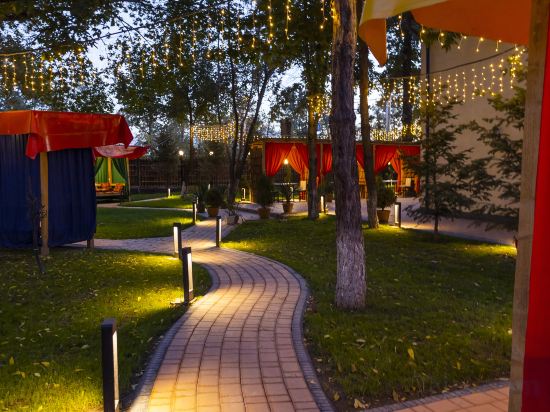 Фото Akjola Hotel