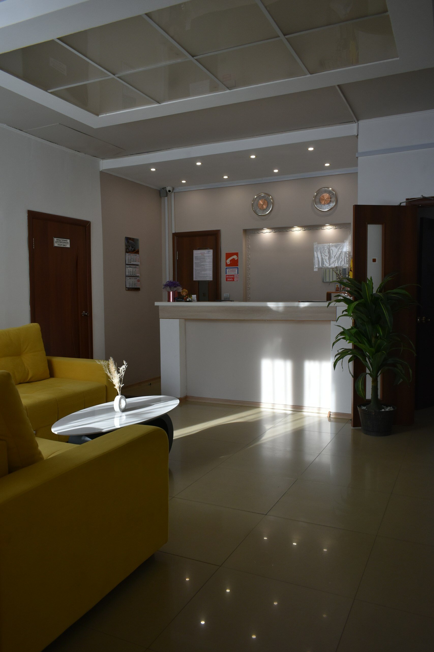 Фото отеля 2