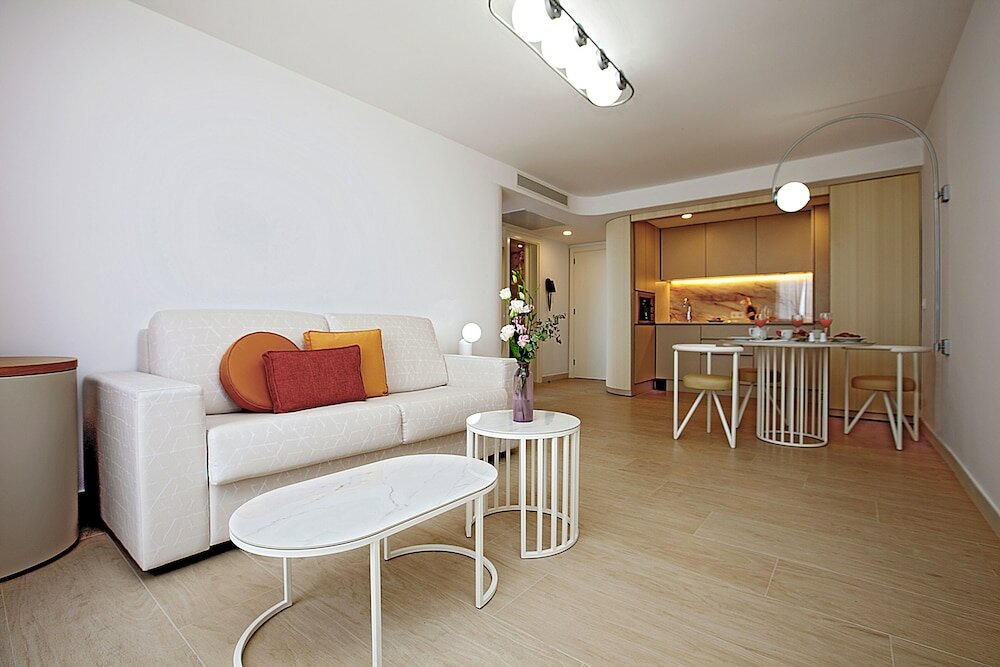 Фото Plus Fariones Habitat