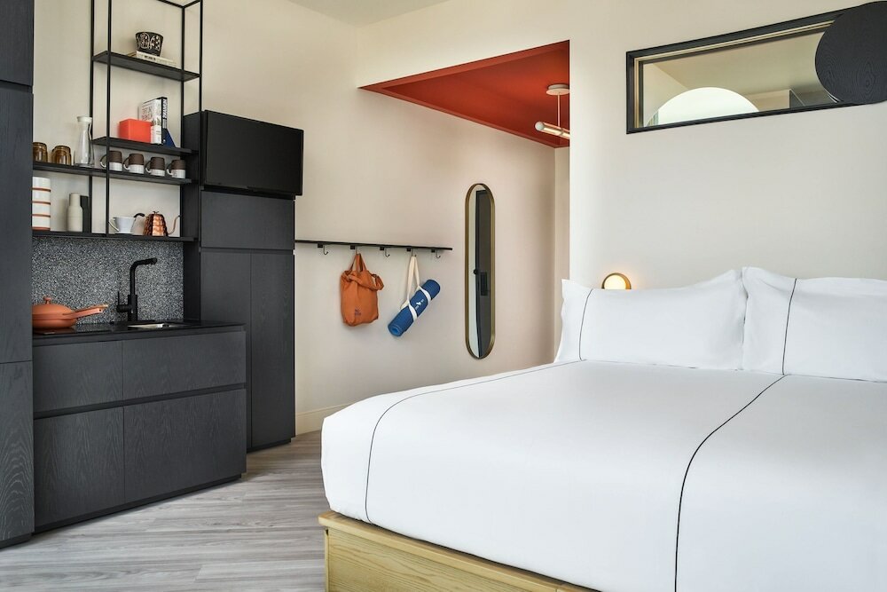 Фото Catbird Hotel